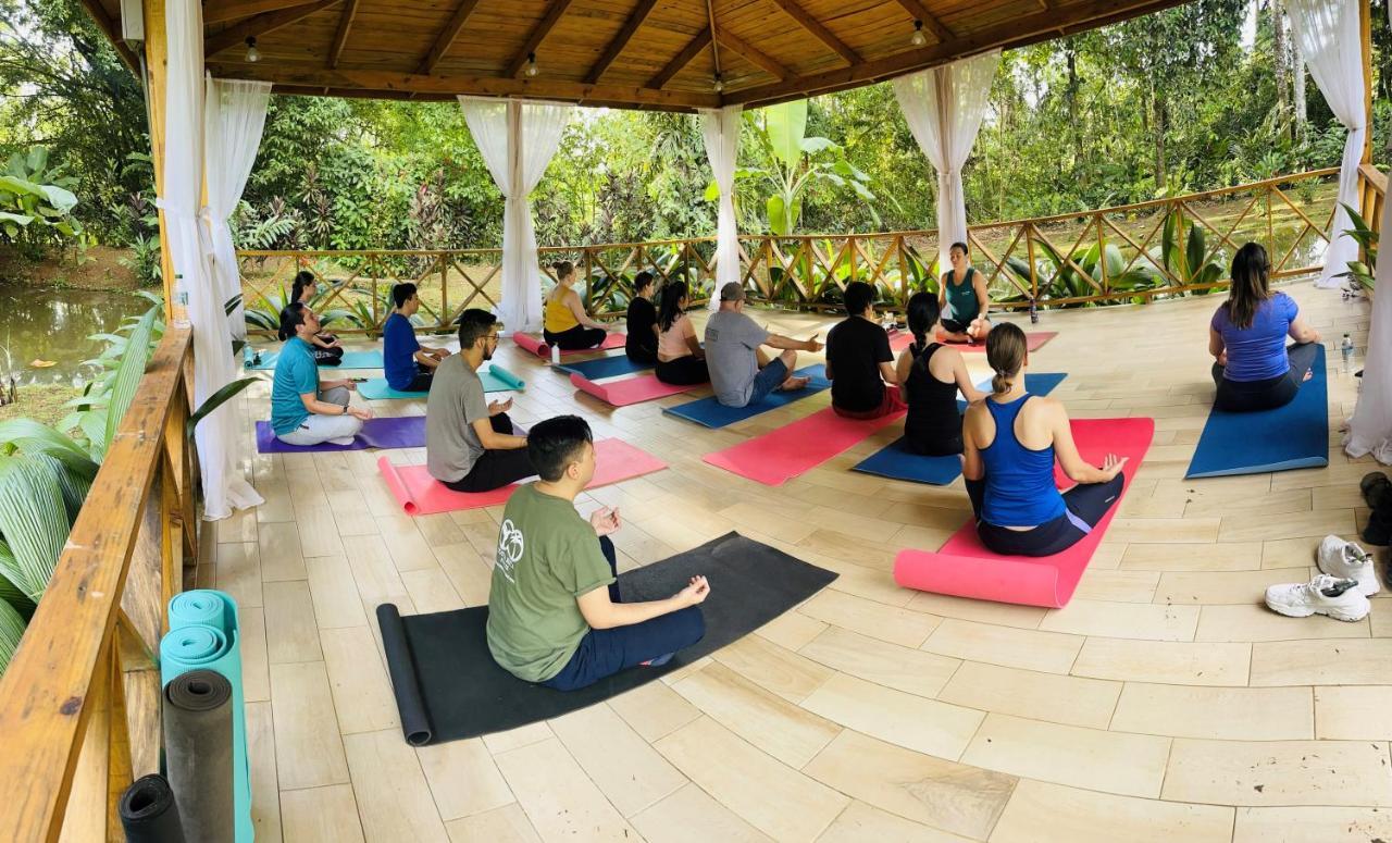 Ara Ambigua Lodge Sarapiqui Ngoại thất bức ảnh